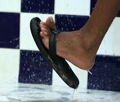 flip flops in shower